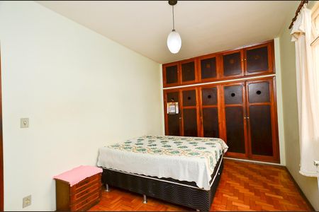 Casa à venda com 255m², 4 quartos e 4 vagasQuarto 3