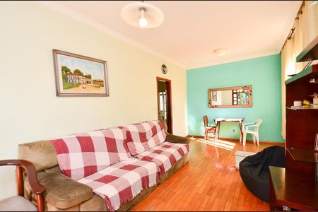 Casa à venda com 255m², 4 quartos e 4 vagasSala de Estar