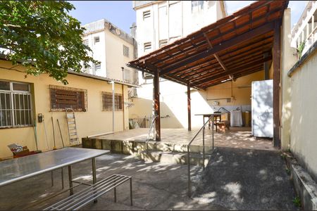 Casa à venda com 255m², 4 quartos e 4 vagasÁrea externa