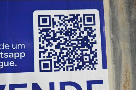 Casa à venda com 255m², 4 quartos e 4 vagasQRCODE