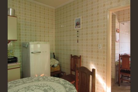 Casa à venda com 189m², 2 quartos e 2 vagasCozinha