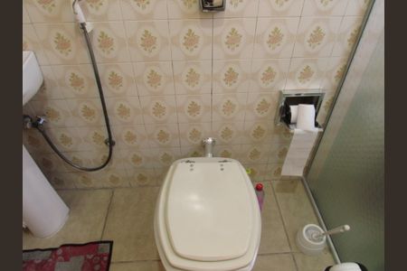 Casa à venda com 189m², 2 quartos e 2 vagasBanheiro