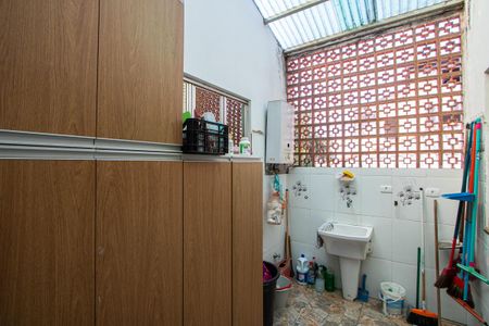 Casa à venda com 300m², 3 quartos e 4 vagasÁrea de serviço 1