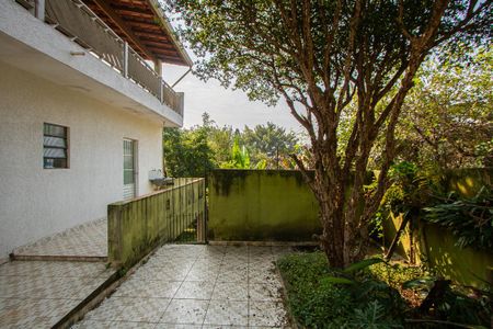 Casa à venda com 300m², 3 quartos e 4 vagasQuintal