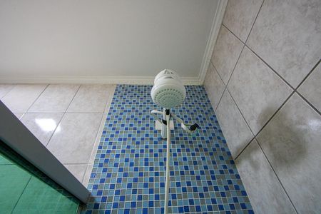 Casa à venda com 300m², 3 quartos e 4 vagasBanheiro da Suíte 1