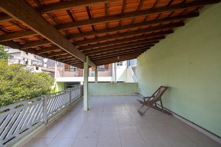 Casa à venda com 300m², 3 quartos e 4 vagasÁrea comum - Salão