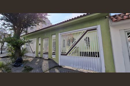 Casa à venda com 300m², 3 quartos e 4 vagasFachada