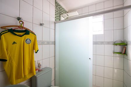 Casa à venda com 300m², 3 quartos e 4 vagasBanheiro da Suíte 2