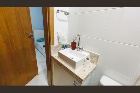 Casa à venda com 160m², 3 quartos e 3 vagas Casa à venda com 160m², 3 quartos e 3 vagasBanheiro da Suíte 2