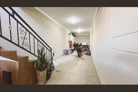 Casa à venda com 160m², 3 quartos e 3 vagas Casa à venda com 160m², 3 quartos e 3 vagasGaragem