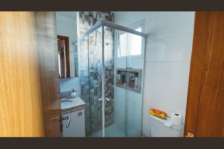 Casa à venda com 160m², 3 quartos e 3 vagas Casa à venda com 160m², 3 quartos e 3 vagasBanheiro da Suíte 1