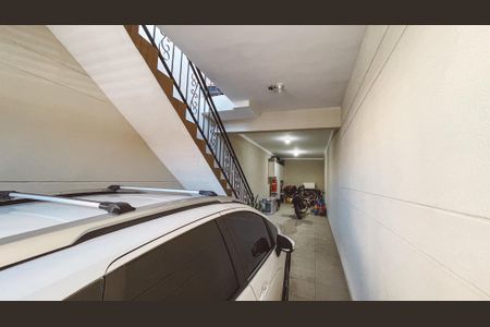 Casa à venda com 160m², 3 quartos e 3 vagas Casa à venda com 160m², 3 quartos e 3 vagasGaragem