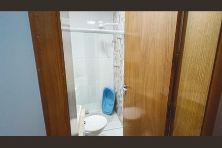 Casa à venda com 160m², 3 quartos e 3 vagas Casa à venda com 160m², 3 quartos e 3 vagasBanheiro da Suíte 2