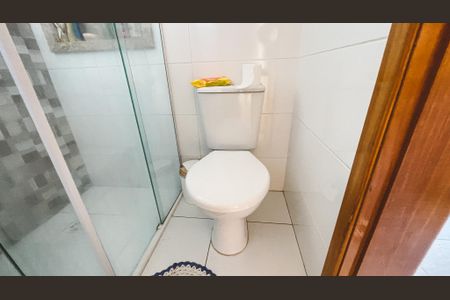 Casa à venda com 160m², 3 quartos e 3 vagas Casa à venda com 160m², 3 quartos e 3 vagasBanheiro da Suíte 1