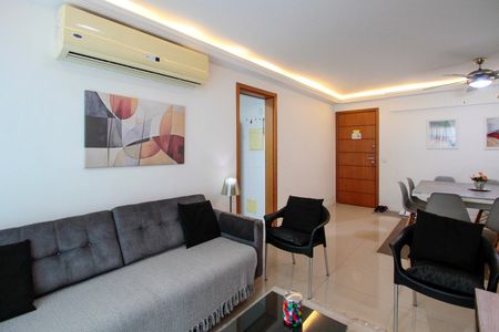 Apartamento à venda com 92m², 3 quartos e 2 vagasSala