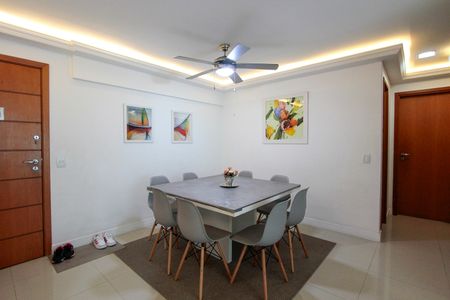 Apartamento à venda com 92m², 3 quartos e 2 vagasSala