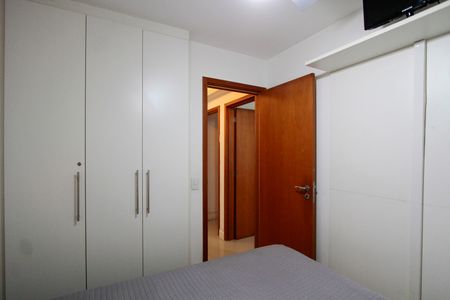Apartamento à venda com 92m², 3 quartos e 2 vagasQuarto 1