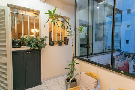 Apartamento à venda com 105m², 3 quartos e sem vagaSala