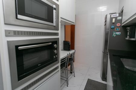 Apartamento à venda com 105m², 3 quartos e sem vagaCozinha