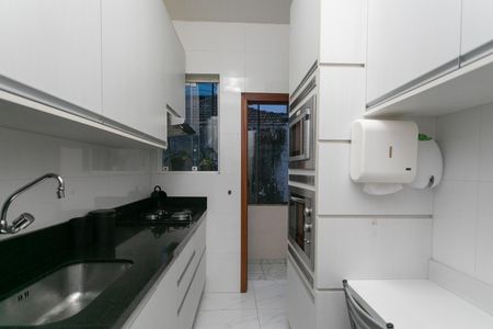 Apartamento à venda com 105m², 3 quartos e sem vagaCozinha