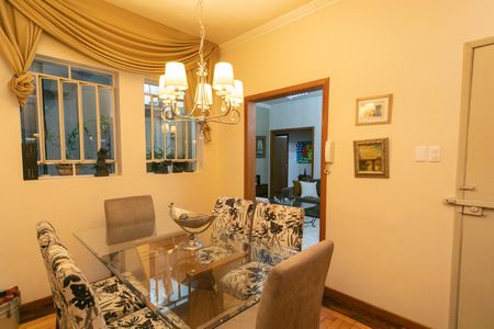 Apartamento à venda com 105m², 3 quartos e sem vagaSala