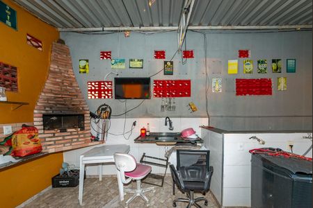 Casa à venda com 200m², 2 quartos e 1 vagaCobertura