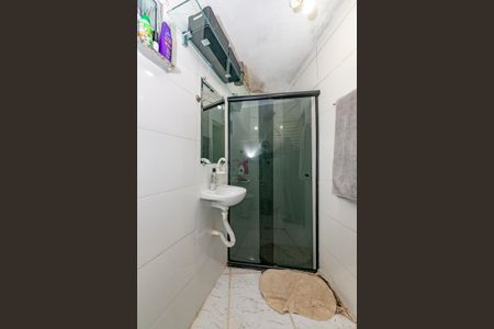 Casa à venda com 200m², 2 quartos e 1 vagaBanheiro