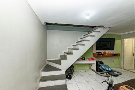 Casa à venda com 200m², 2 quartos e 1 vagaSala