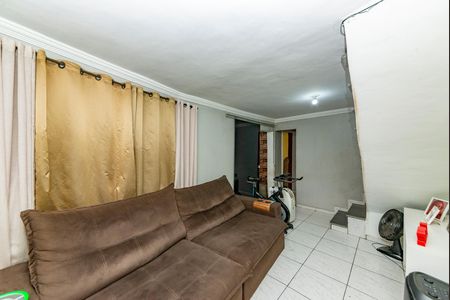 Casa à venda com 200m², 2 quartos e 1 vagaSala