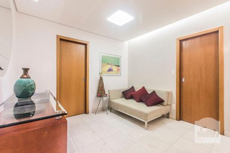 Apartamento à venda com 118m², 4 quartos e 2 vagas Apartamento à venda com 118m², 4 quartos e 2 vagasSala