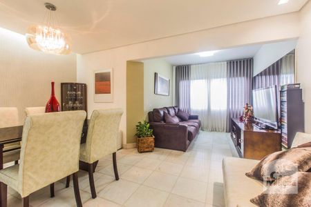 Apartamento à venda com 118m², 4 quartos e 2 vagas Apartamento à venda com 118m², 4 quartos e 2 vagasSala