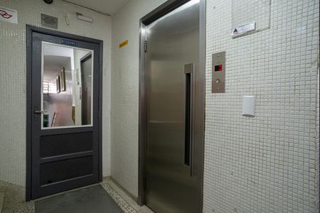 Apartamento para alugar com 52m², 1 quarto e sem vaga Apartamento para alugar com 52m², 1 quarto e sem vagaÁrea comum - Elevador