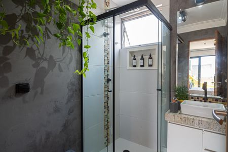 Apartamento para alugar com 52m², 1 quarto e sem vaga Apartamento para alugar com 52m², 1 quarto e sem vagaBanheiro da Suíte