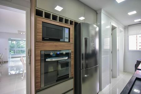 Apartamento à venda com 90m², 2 quartos e 2 vagasCozinha