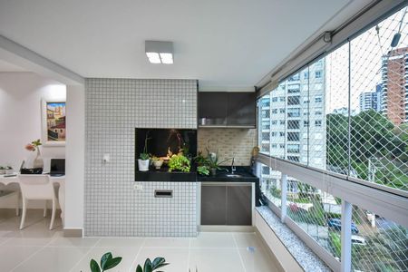 Apartamento à venda com 90m², 2 quartos e 2 vagasVaranda