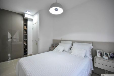 Apartamento à venda com 90m², 2 quartos e 2 vagasSuíte 2