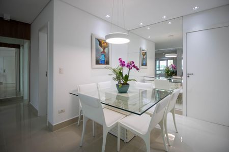 Sala de apartamento à venda com 2 quartos, 90m² em Vila Suzana, São Paulo