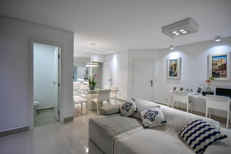 Apartamento à venda com 90m², 2 quartos e 2 vagasSala