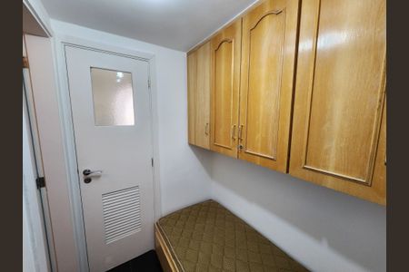 Apartamento à venda com 222m², 3 quartos e 3 vagasQuarto de Serviço