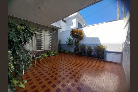 Casa à venda com 140m², 3 quartos e 4 vagas Casa à venda com 140m², 3 quartos e 4 vagasFoto 03