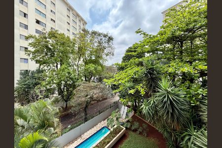 Apartamento à venda com 69m², 2 quartos e 1 vaga Apartamento à venda com 69m², 2 quartos e 1 vagaVista Sacada