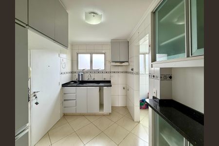 Apartamento à venda com 69m², 2 quartos e 1 vaga Apartamento à venda com 69m², 2 quartos e 1 vagaCozinha