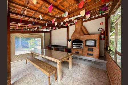 Apartamento à venda com 69m², 2 quartos e 1 vaga Apartamento à venda com 69m², 2 quartos e 1 vagaChurrasqueira