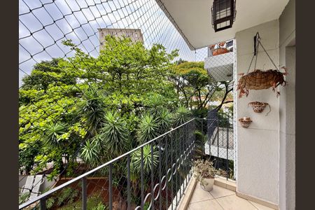 Apartamento à venda com 69m², 2 quartos e 1 vaga Apartamento à venda com 69m², 2 quartos e 1 vagaSacada