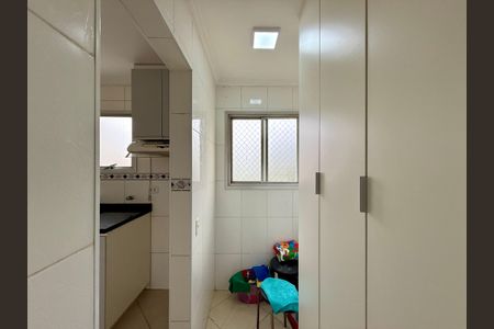 Apartamento à venda com 69m², 2 quartos e 1 vaga Apartamento à venda com 69m², 2 quartos e 1 vagaÁrea de Serviço