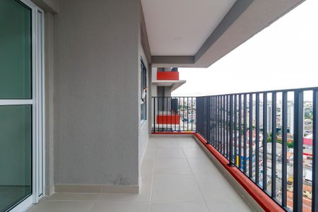 Apartamento à venda com 63m², 2 quartos e 1 vaga Apartamento à venda com 63m², 2 quartos e 1 vagaSala - Varanda