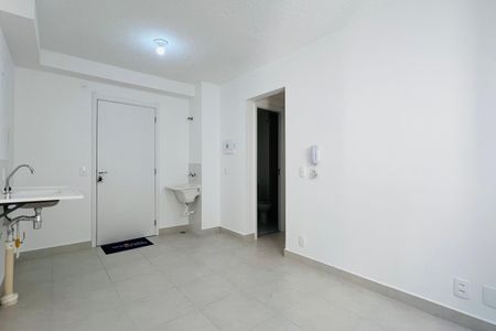 Apartamento para alugar com 32m², 2 quartos e sem vaga Apartamento para alugar com 32m², 2 quartos e sem vagaSala/Cozinha e Área de Serviço