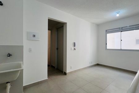 Apartamento para alugar com 32m², 2 quartos e sem vaga Apartamento para alugar com 32m², 2 quartos e sem vagaSala/Cozinha e Área de Serviço