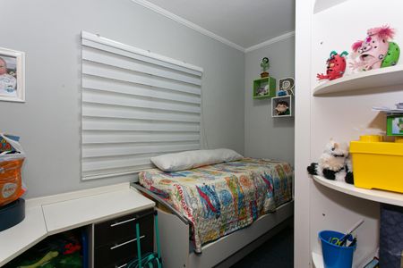 Casa à venda com 200m², 3 quartos e 4 vagas Casa à venda com 200m², 3 quartos e 4 vagasQuarto 2