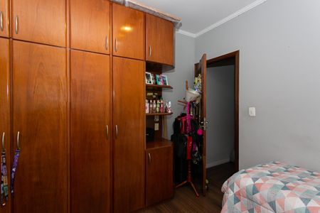 Casa à venda com 200m², 3 quartos e 4 vagas Casa à venda com 200m², 3 quartos e 4 vagasQuarto 1